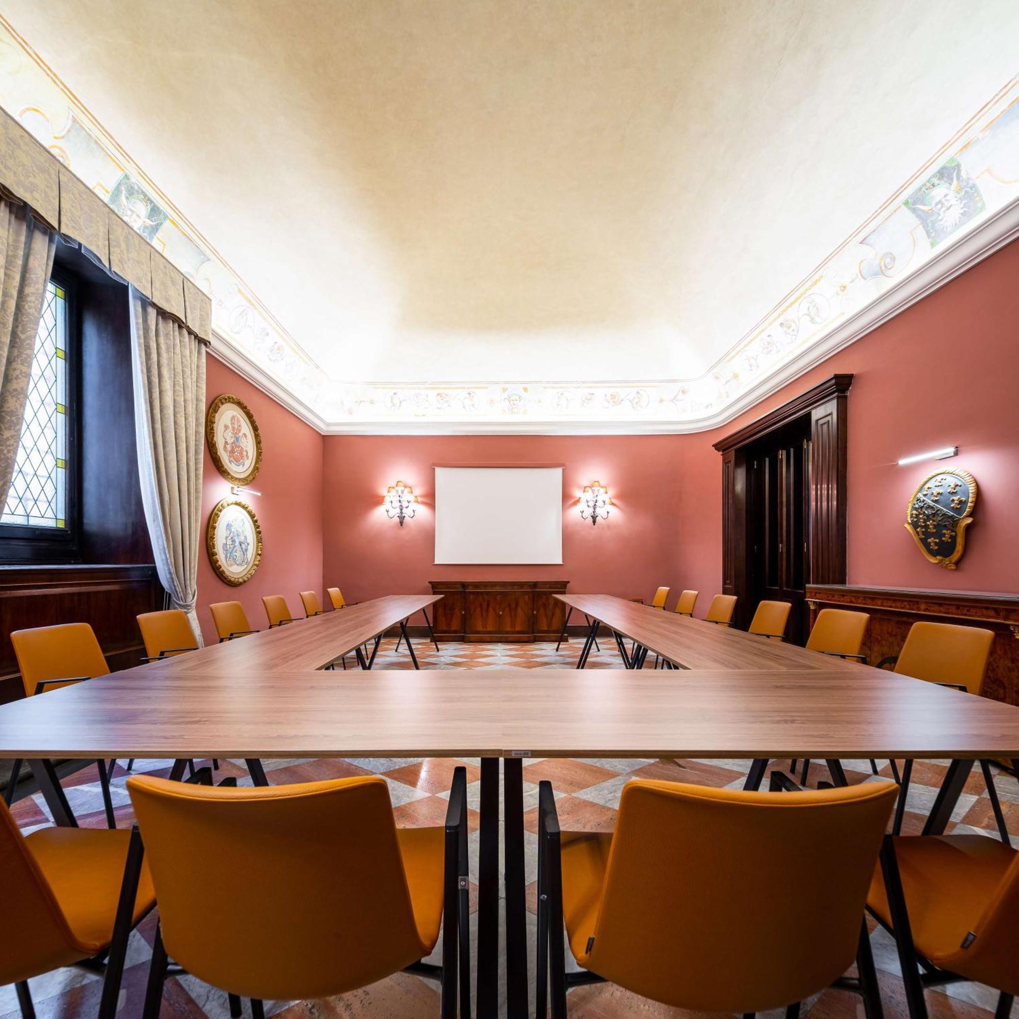 Tivoli Palazzo Gaddi Firenze Hotel Экстерьер фото The meeting room of the Federal Council