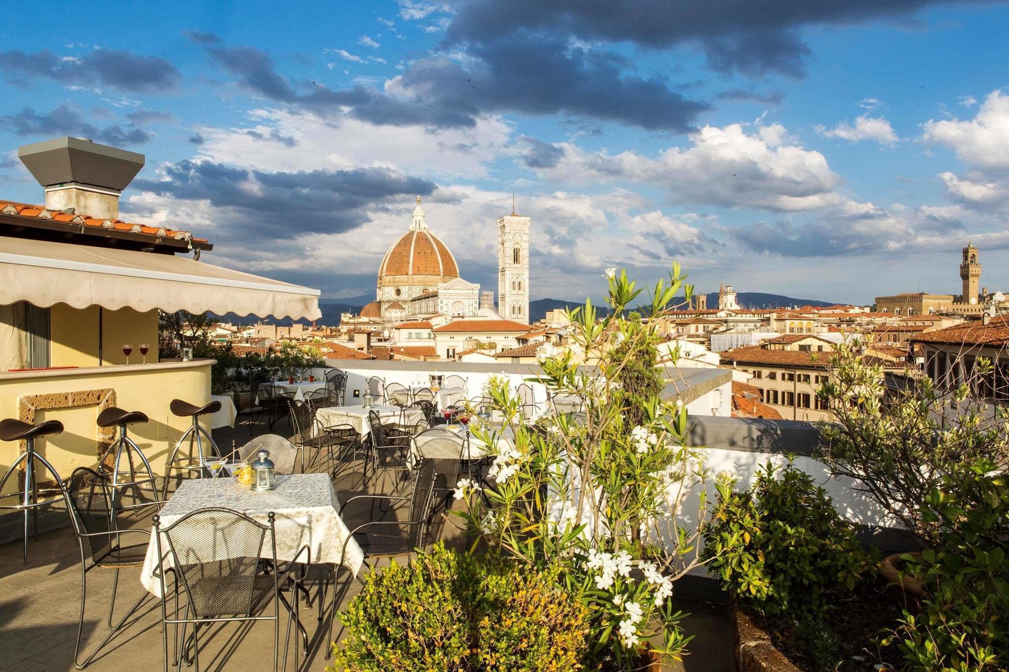 Tivoli Palazzo Gaddi Firenze Hotel Экстерьер фото View of the city of Florence from the hotel's terrace